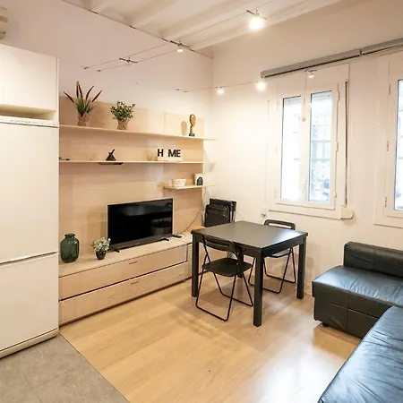 Nice Apartment In Sants Barcelona Exterior photo